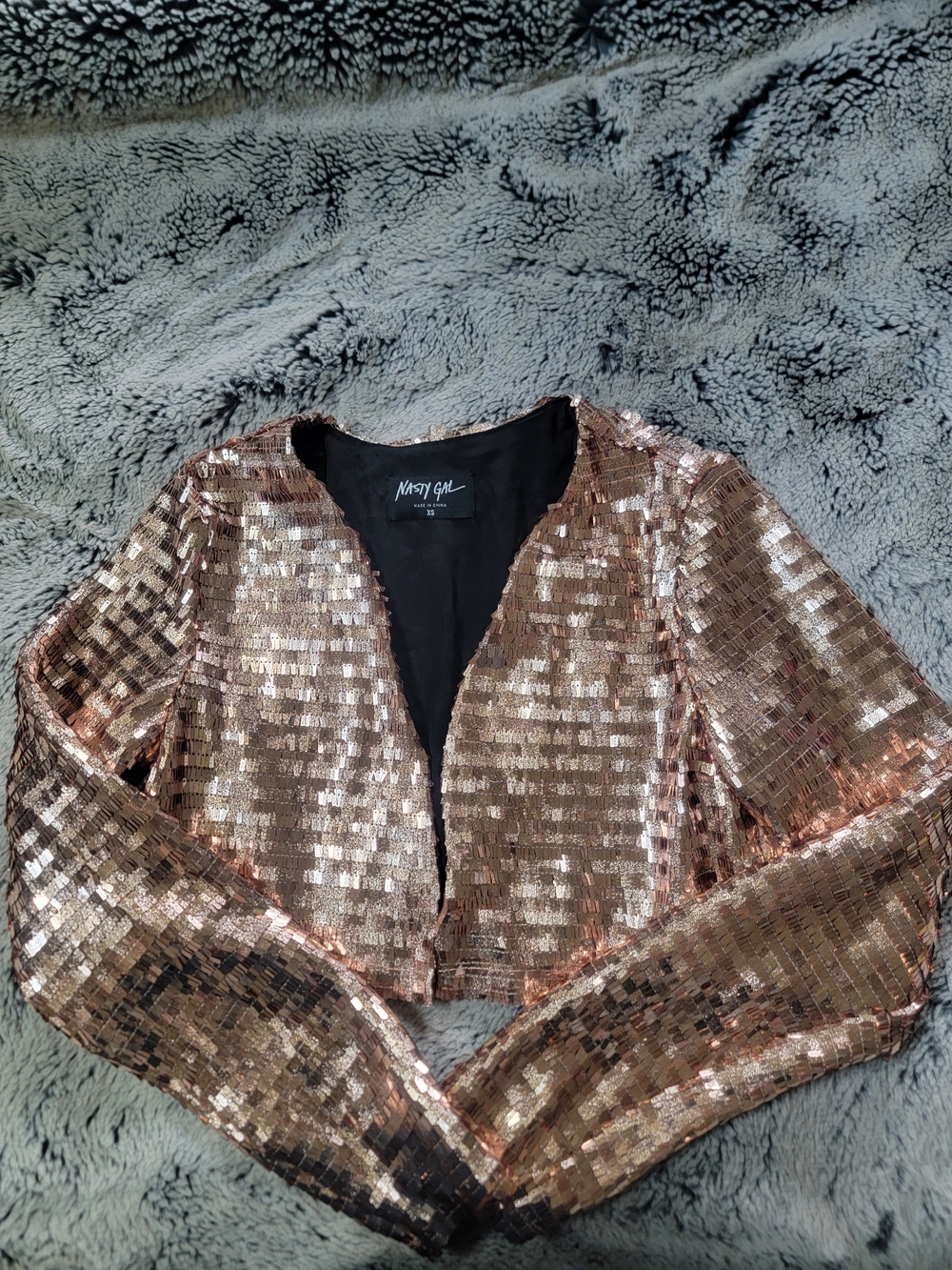 Nasty Gal Rose Gold Sequin Cropped Jacket Sz XS